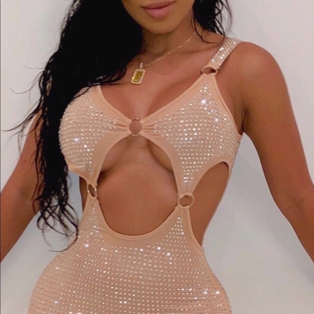 Gorgeous Hollowed out Nude one piece romper❣️